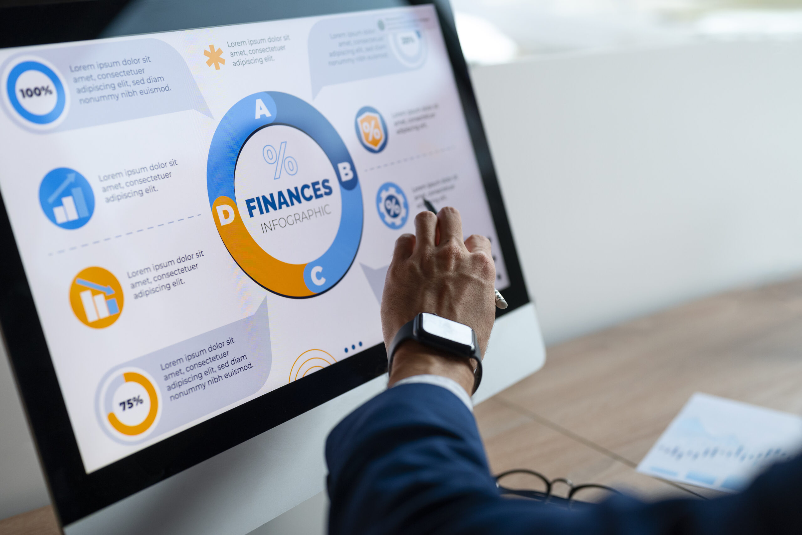 personne-au-bureau-analysant-et-verifiant-les-graphiques-financiers